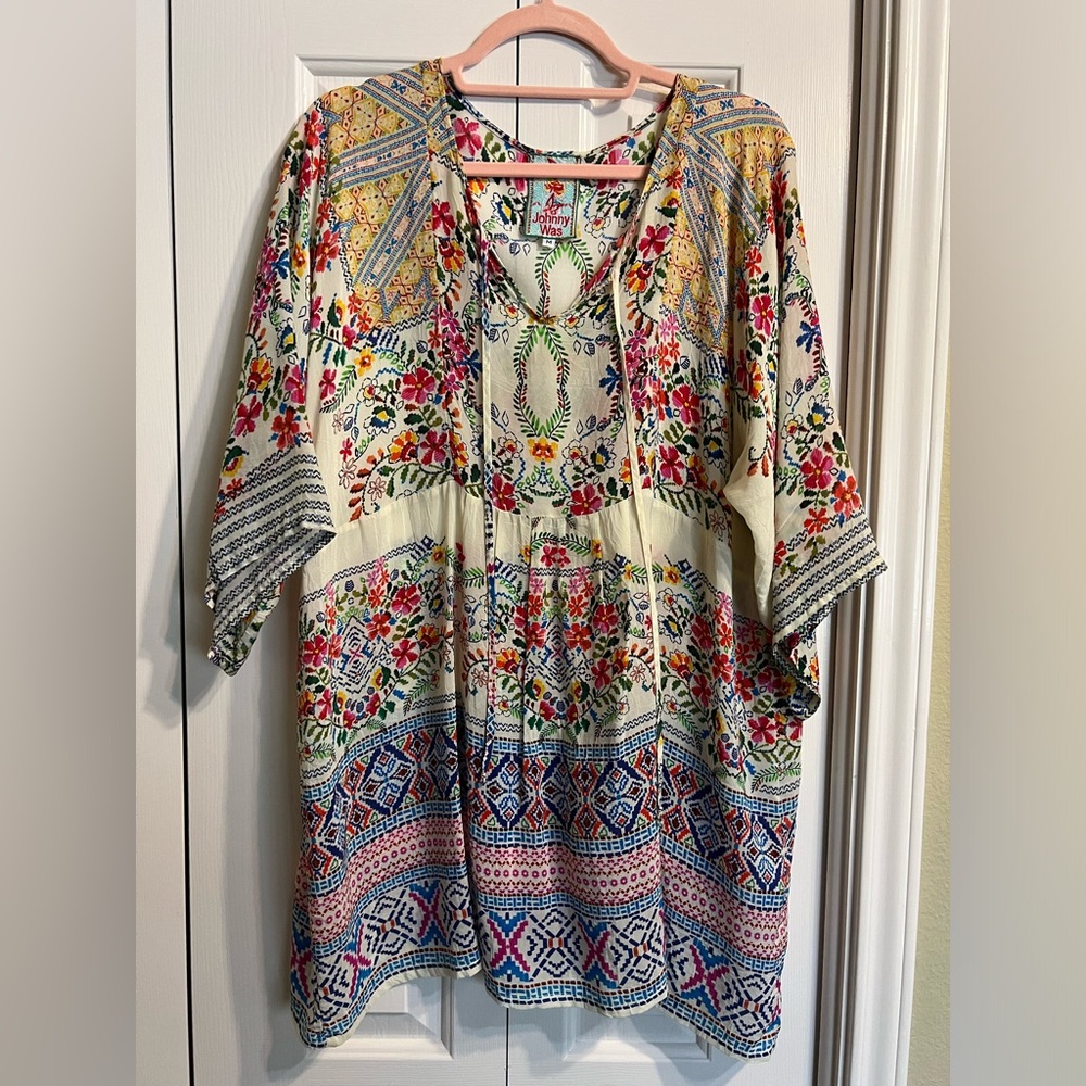 Johnny Was Colorful Tunic Size Med (Fits like a large)